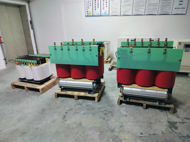 洛南KS11-1000KVA矿用变压器